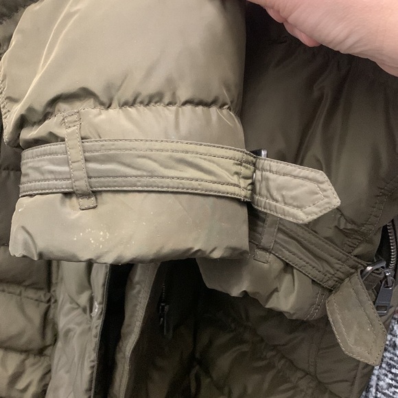 Green Burberry Brit Coat - Picture 9 of 9